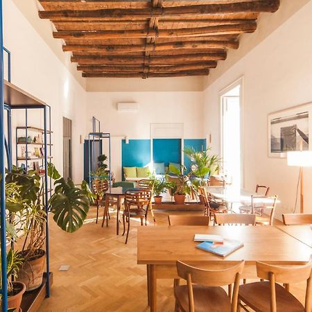 Superotium Bed & Breakfast Наполи Стая снимка